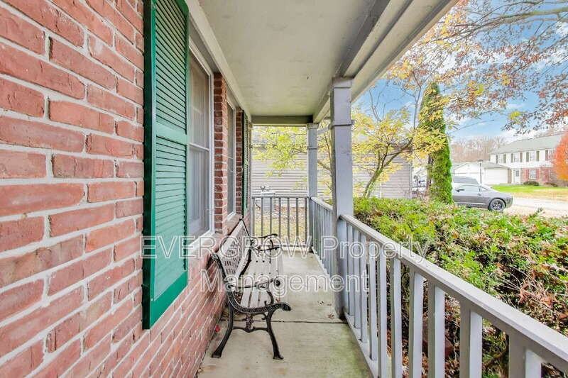 11309 Lynchburg Way - Photo 4 of 40