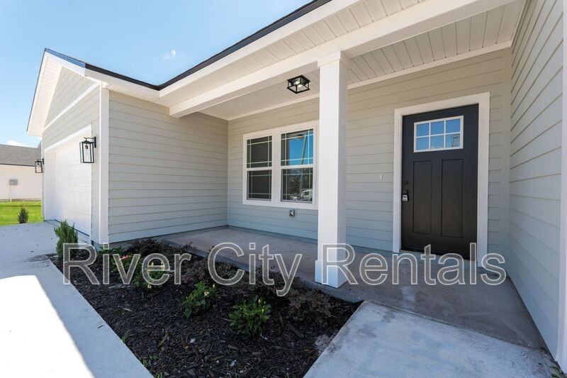 9273 Dolphin St - Photo 3 of 25