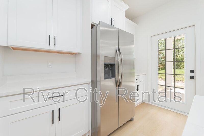 9273 Dolphin St - Photo 7 of 25