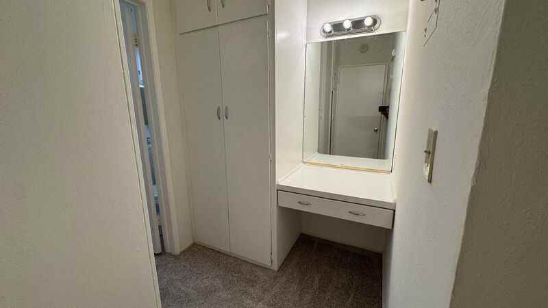 6308 Milton Ave #B - Photo 7 of 8