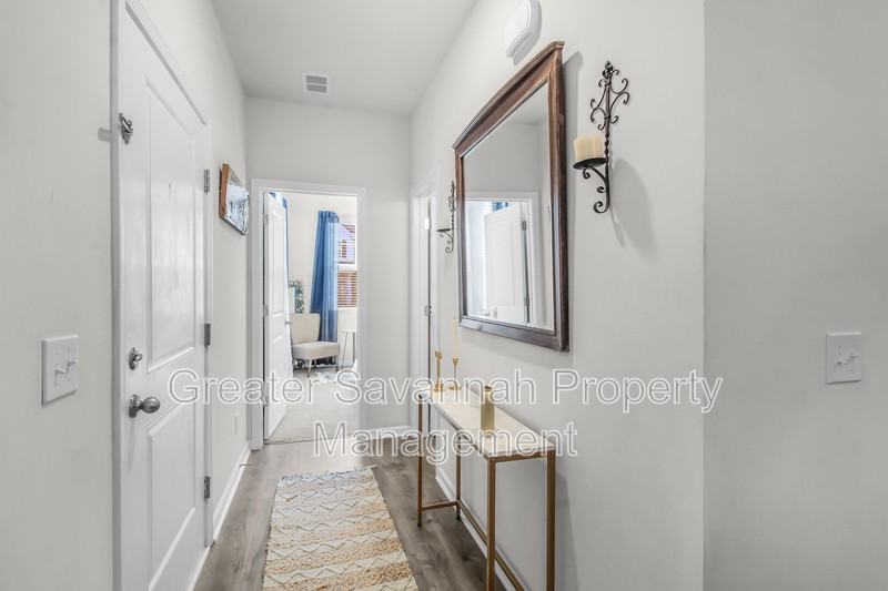 148 Benelli Dr - Photo 5 of 47