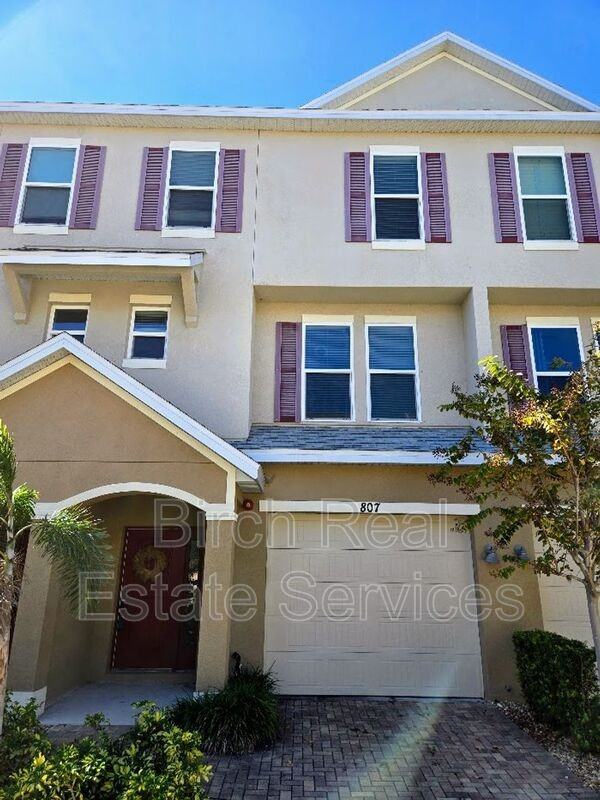 807 Callista Cay Loop - Photo 2 of 32