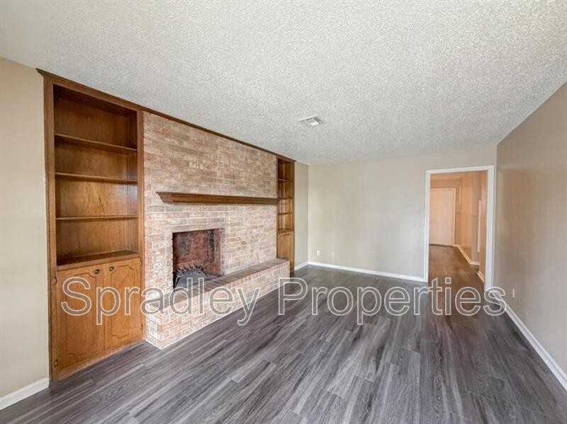 409B Cheyenne Dr - Photo 3 of 18