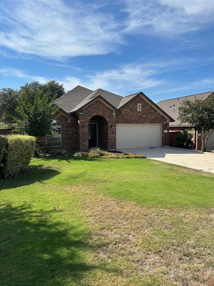 1421 Morning View Road - Photo 2 of 39