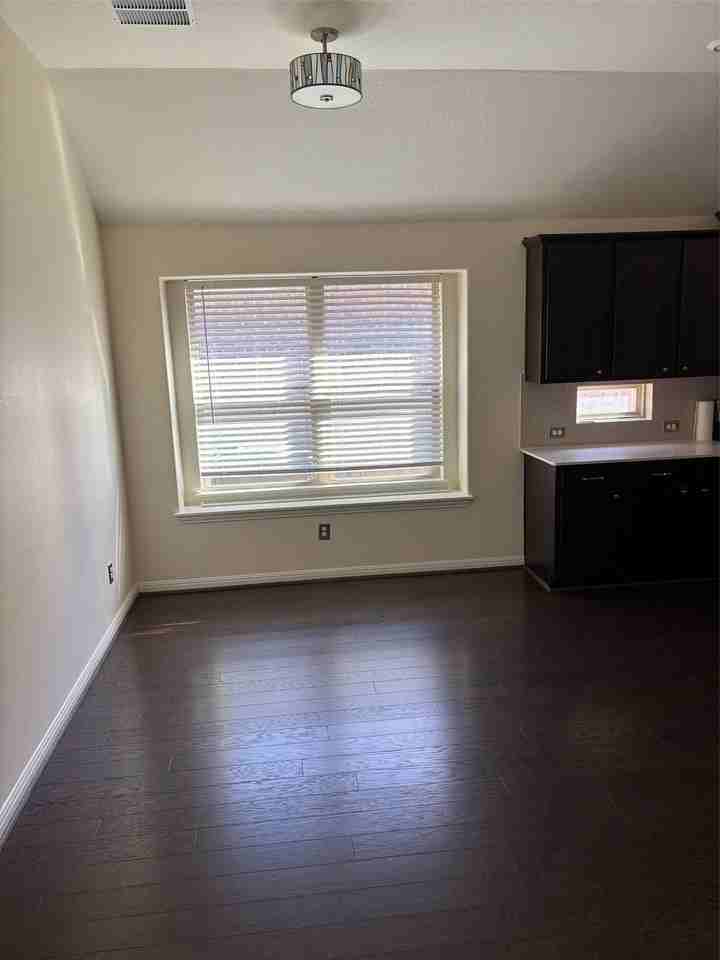 1421 Morning View Road - Photo 7 of 39