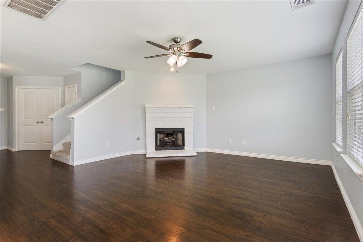 1450 Newbury Street - Photo 5 of 23