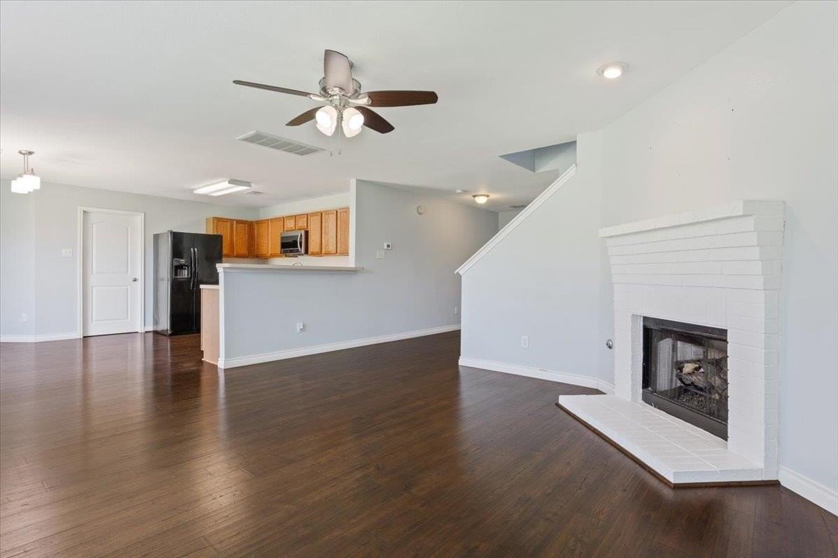 1450 Newbury Street - Photo 7 of 23