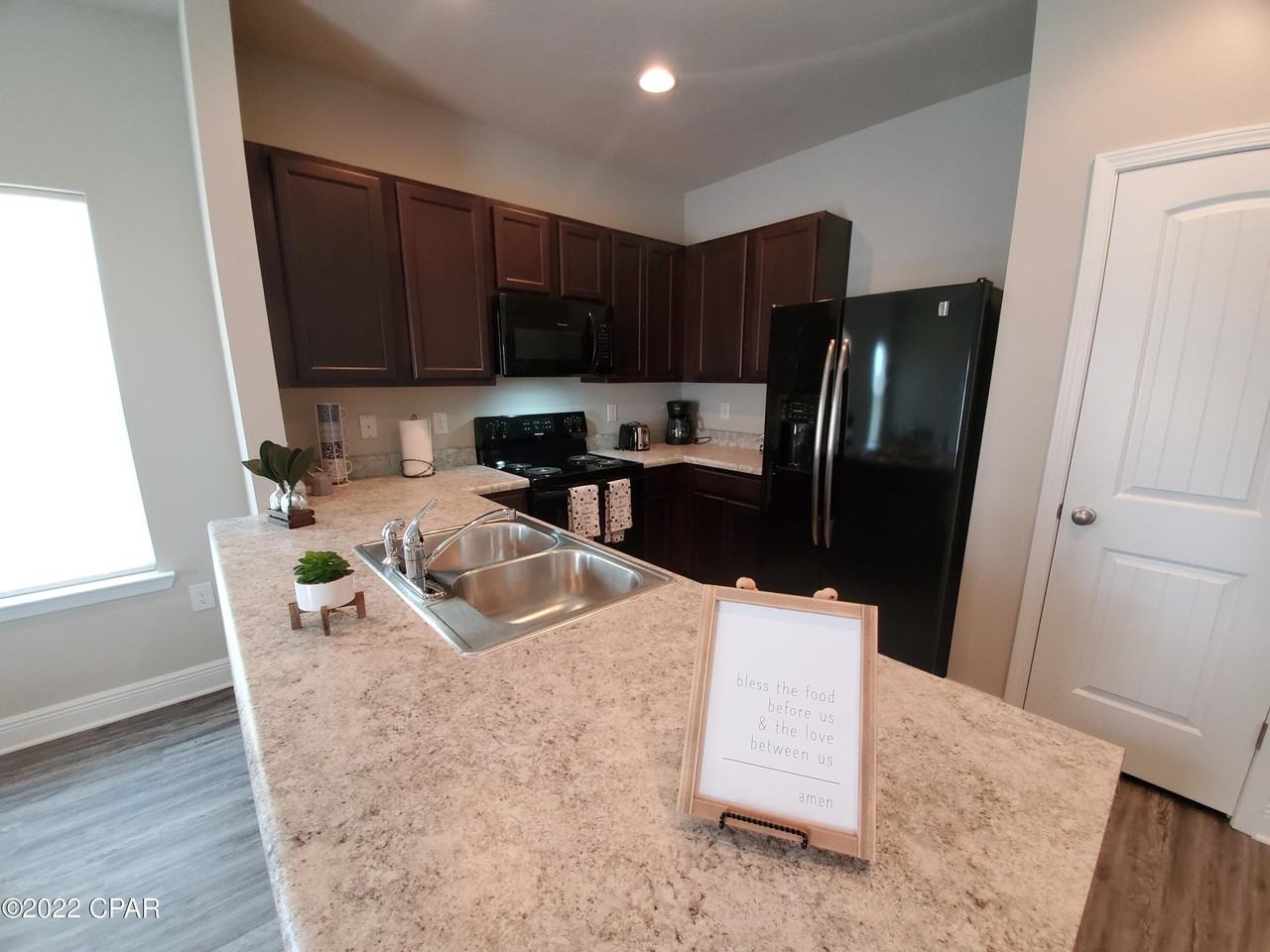 5764 Callaway Circle - Photo 6 of 28