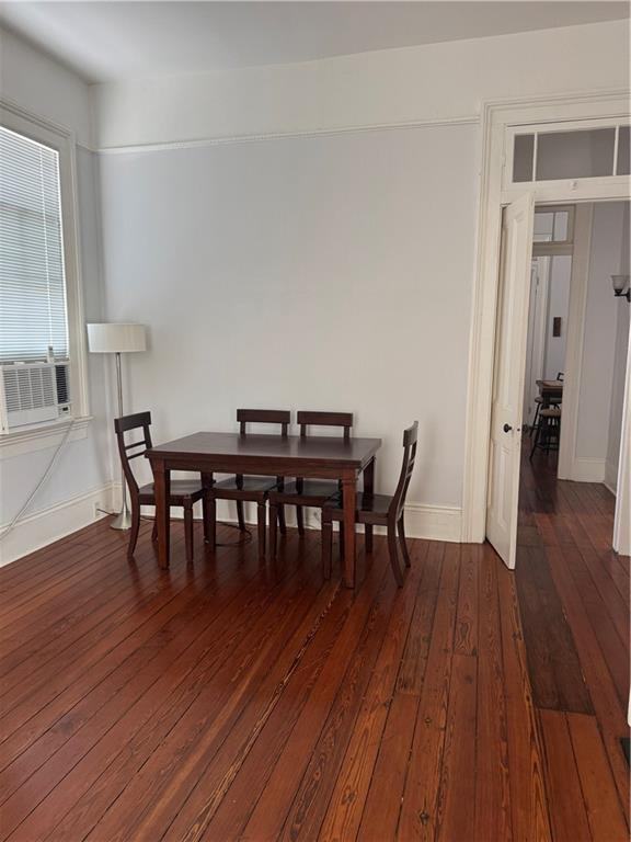 1627 Marengo Street - Photo 6 of 10