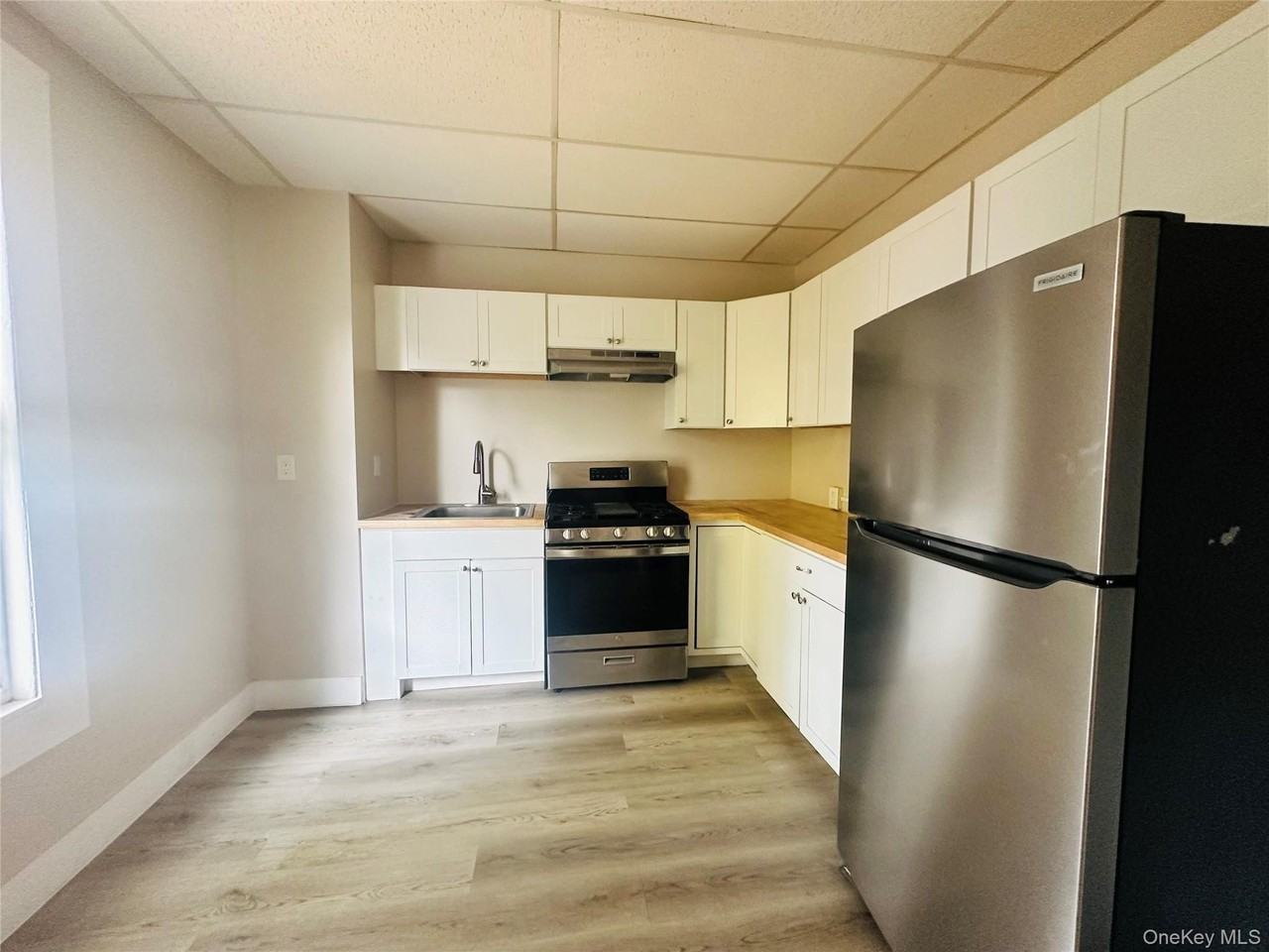 865 Clark St - Photo 3 of 9