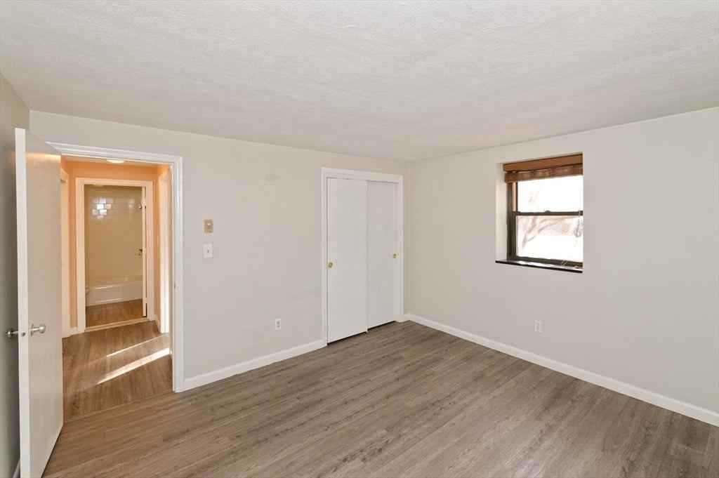 1325 Worcester Road - Photo 7 of 19