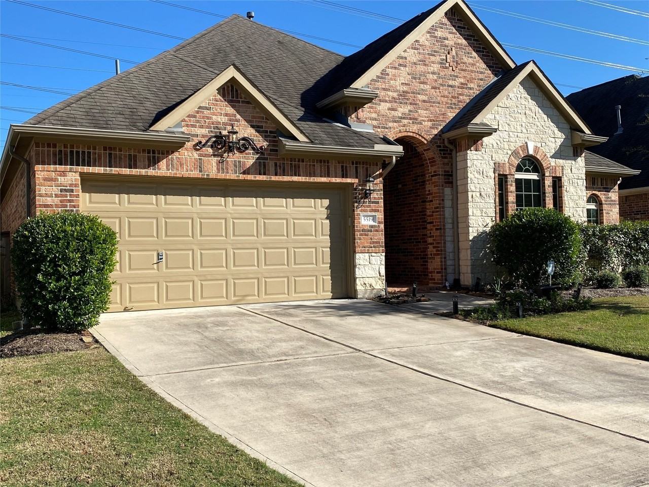 5519 Caper Shores Lane - Photo 4 of 33