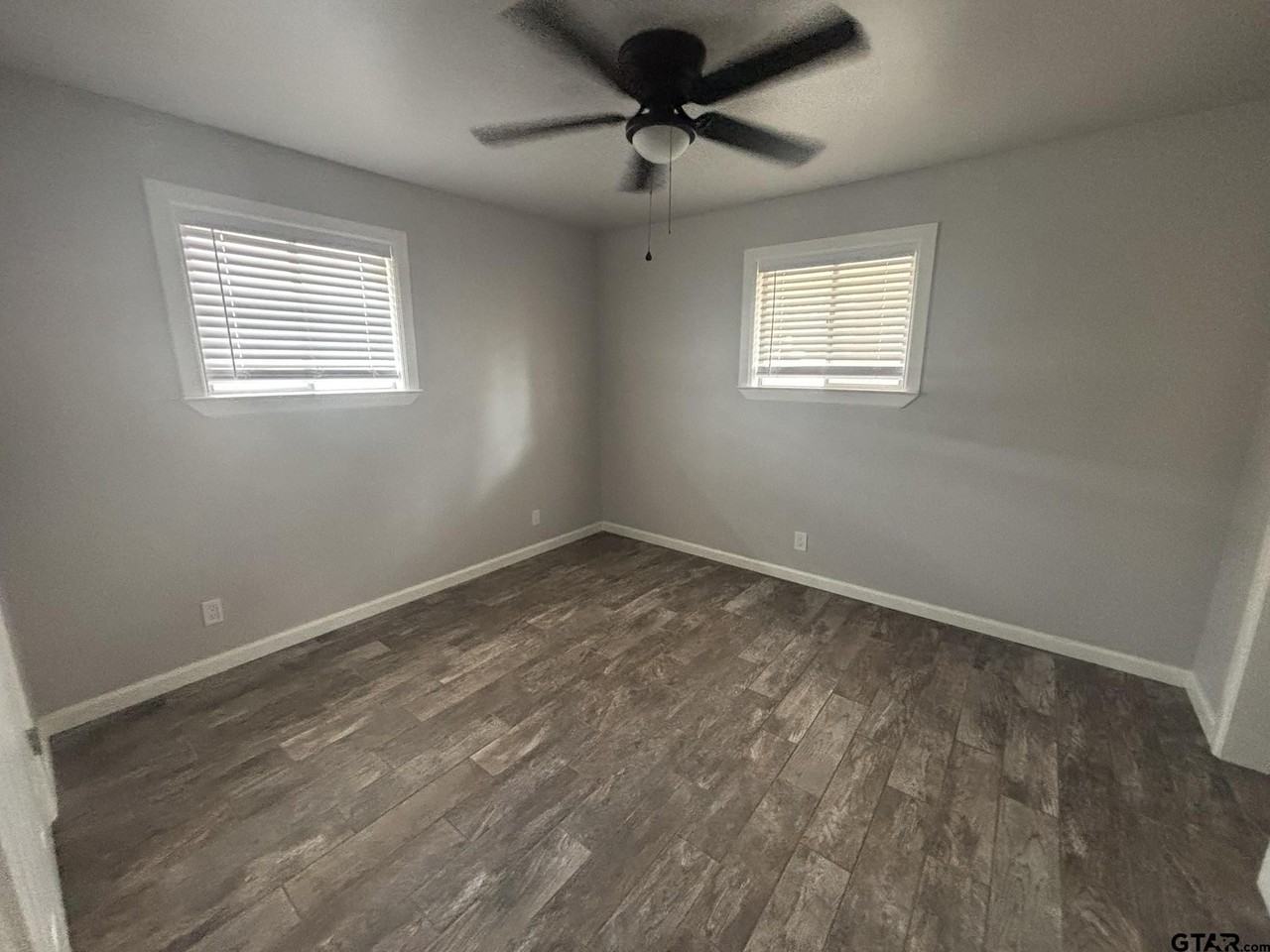 109 Mahan Street - Photo 7 of 19