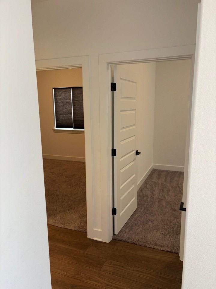 2128 Little Snake Way - Photo 6 of 32