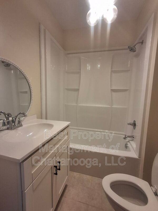 209 Barnhardt Cir - Photo 6 of 10