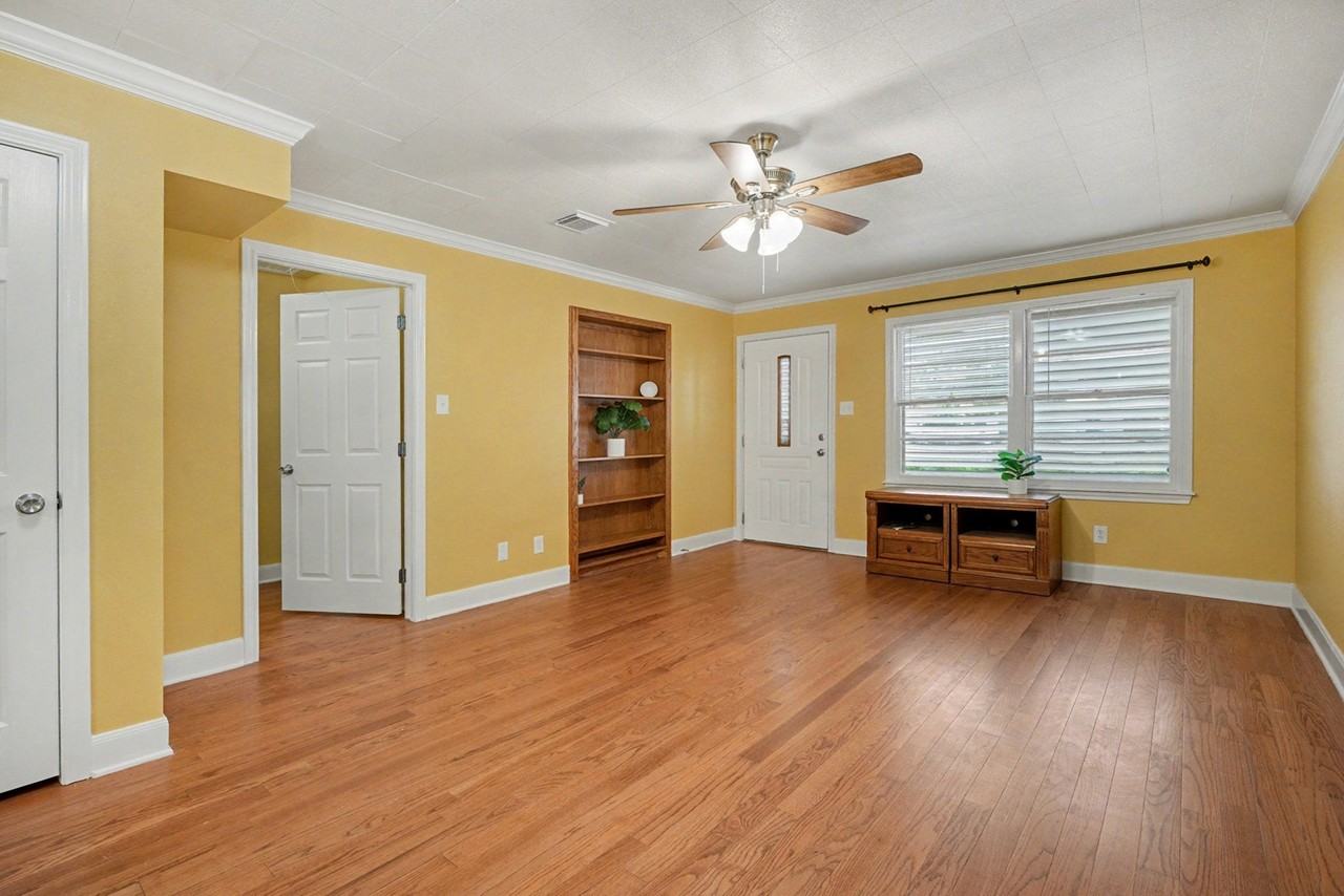 130 San Fernando Drive - Photo 4 of 18