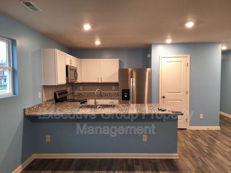 101 Kestrel Ct - Photo 6 of 17