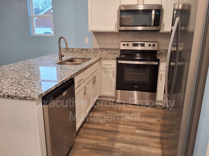 101 Kestrel Ct - Photo 7 of 17