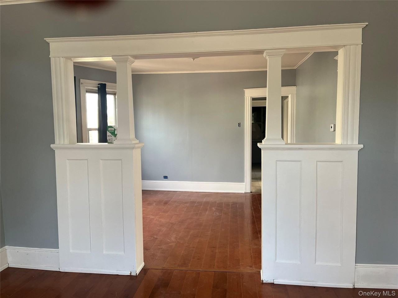 107 Smith St Unit 2 - Photo 4 of 9