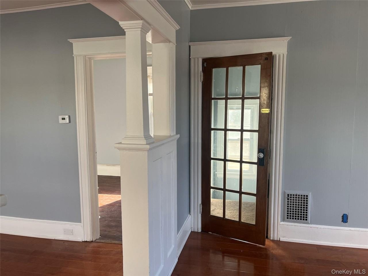 107 Smith St Unit 2 - Photo 5 of 9