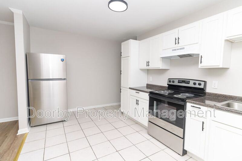 1132 N Hickory St #1132 - Photo 5 of 18