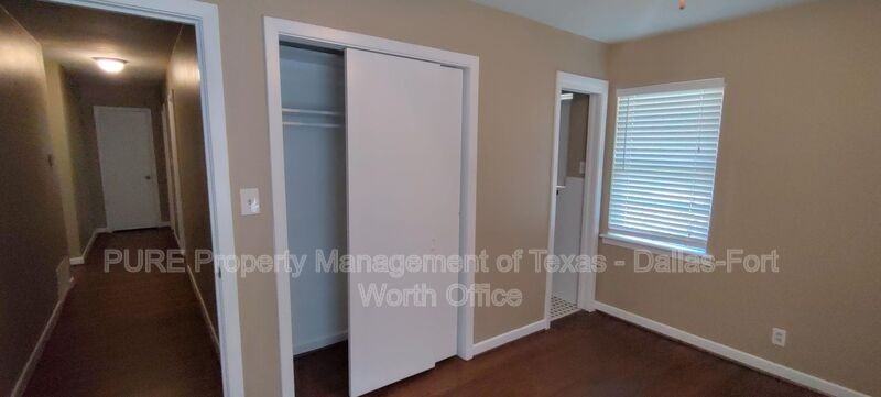 1607 Briarwood Blvd - Photo 6 of 21