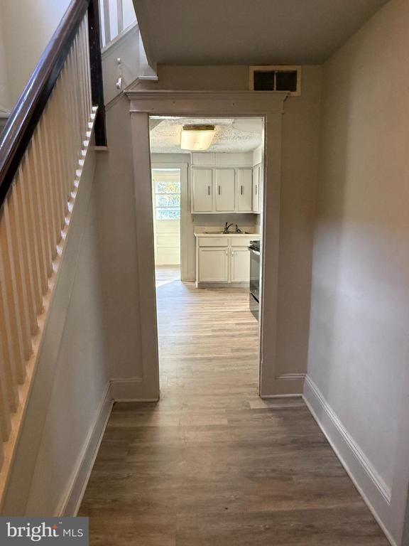 313 Virginia Avenue - Photo 2 of 13