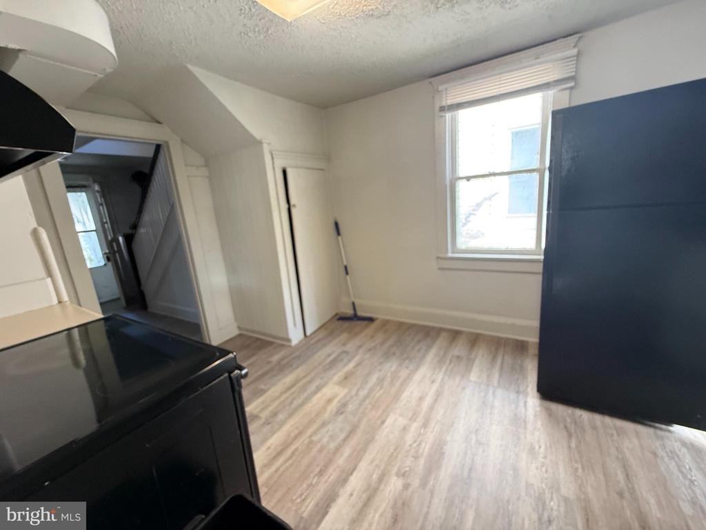 313 Virginia Avenue - Photo 3 of 13