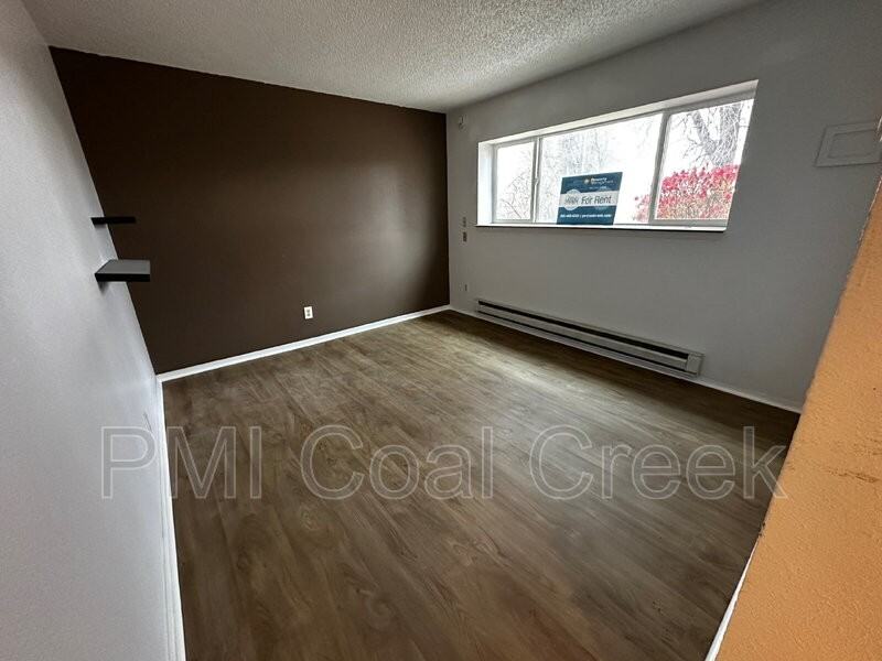 104 Judson Street - Photo 5 of 15