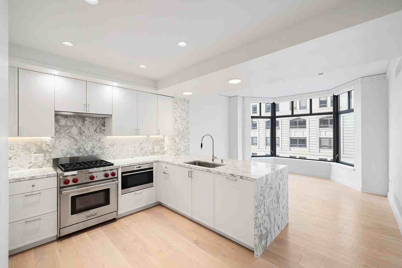 875 California St #606 - Photo 4 of 13