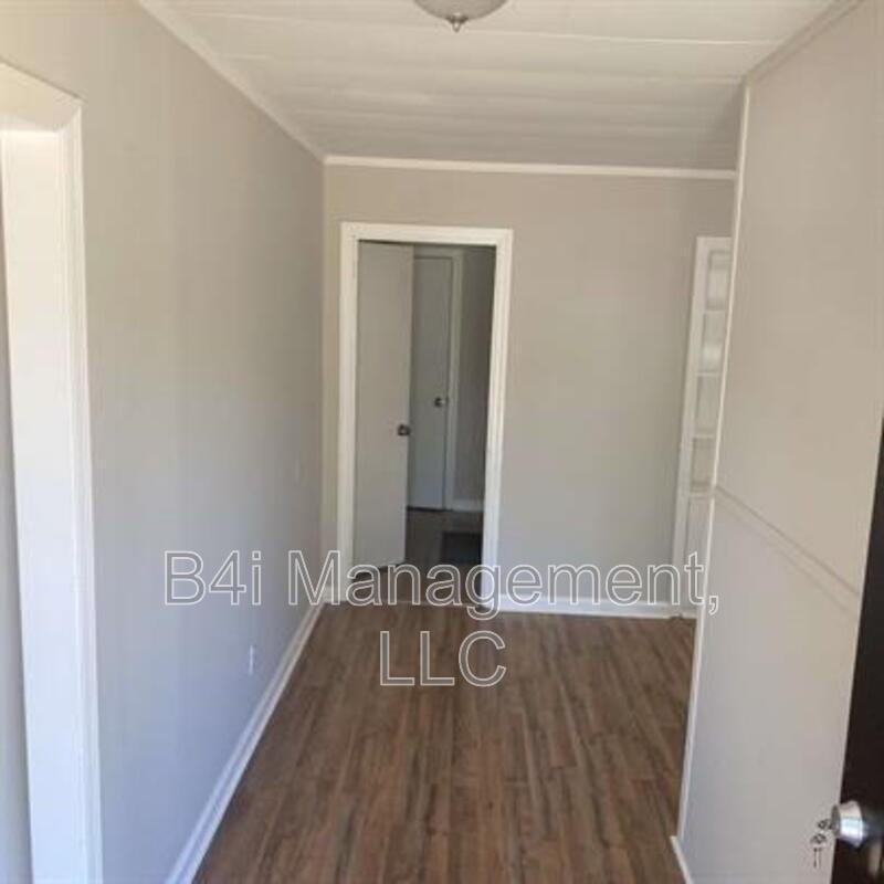 112 2nd St Sw - Photo 4 of 10