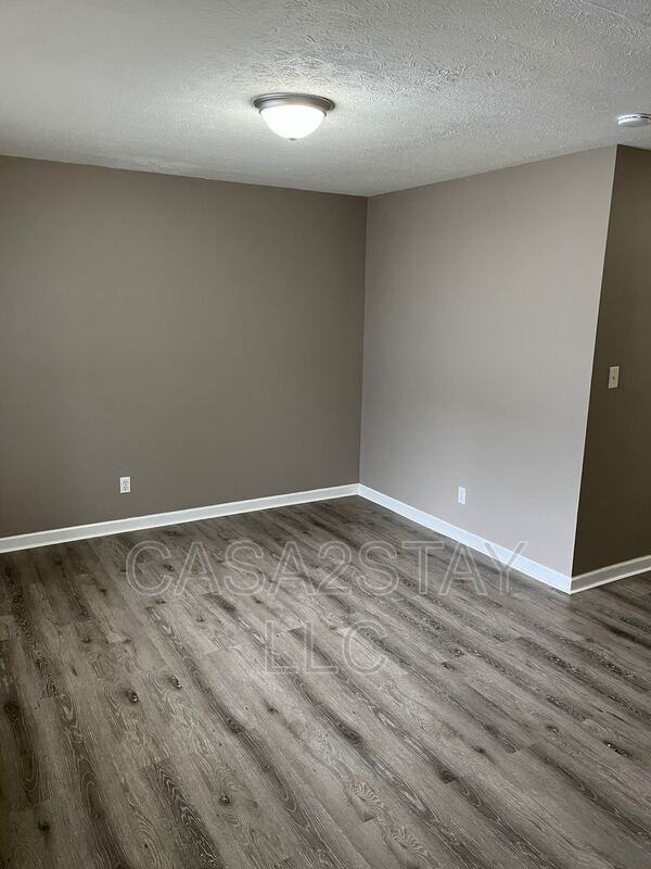 411 Iowa Avenue #3 - Photo 4 of 7