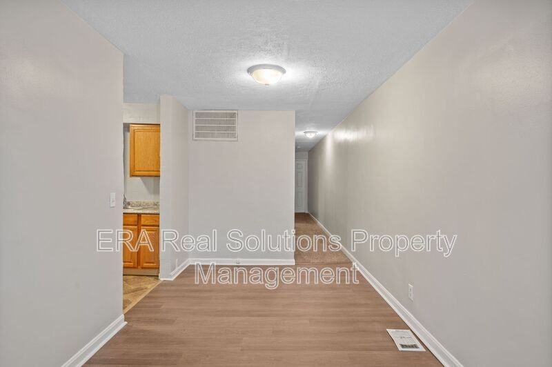 8268 Sandy Ln #B - Photo 7 of 16