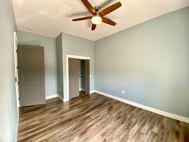 featured image of 320 West Wyatt Earp Boulevard