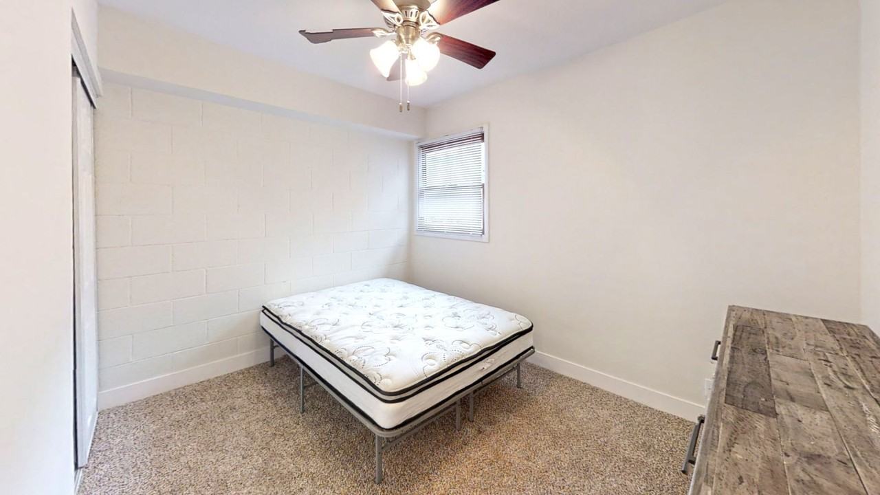 209 E Clark - Photo 2 of 50