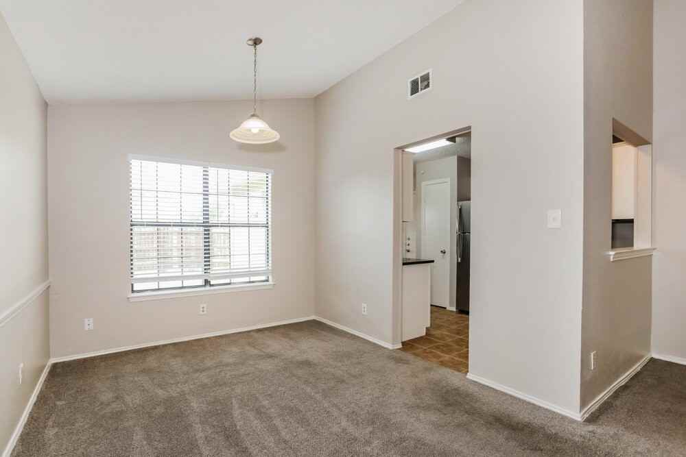 514 Sims Dr - Photo 7 of 19