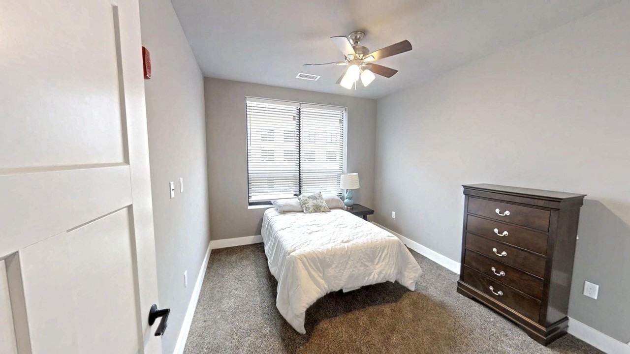 3301 Field South Dr - Photo 3 of 50