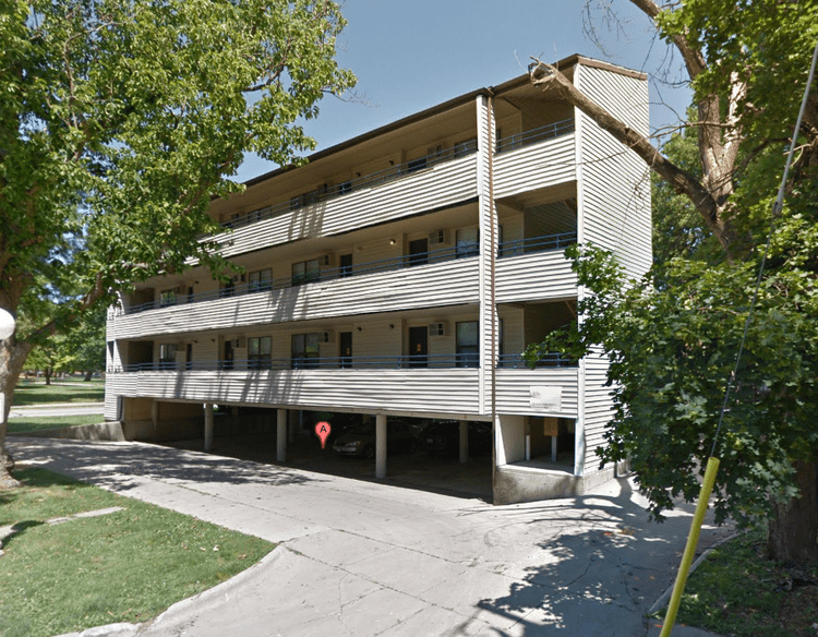 810 W Iowa St - Photo 3 of 4