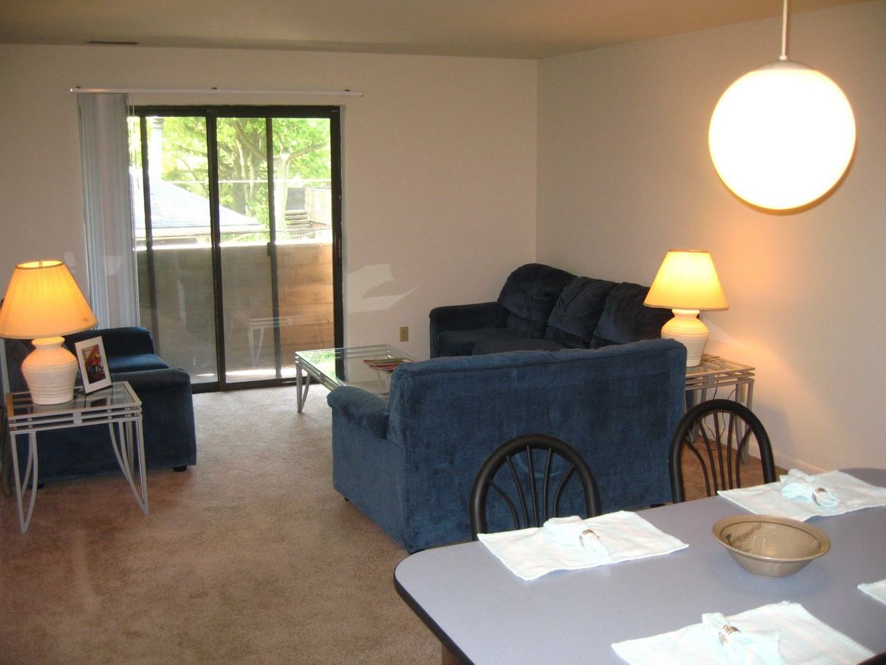 709 West Green Street - Photo 2 of 4