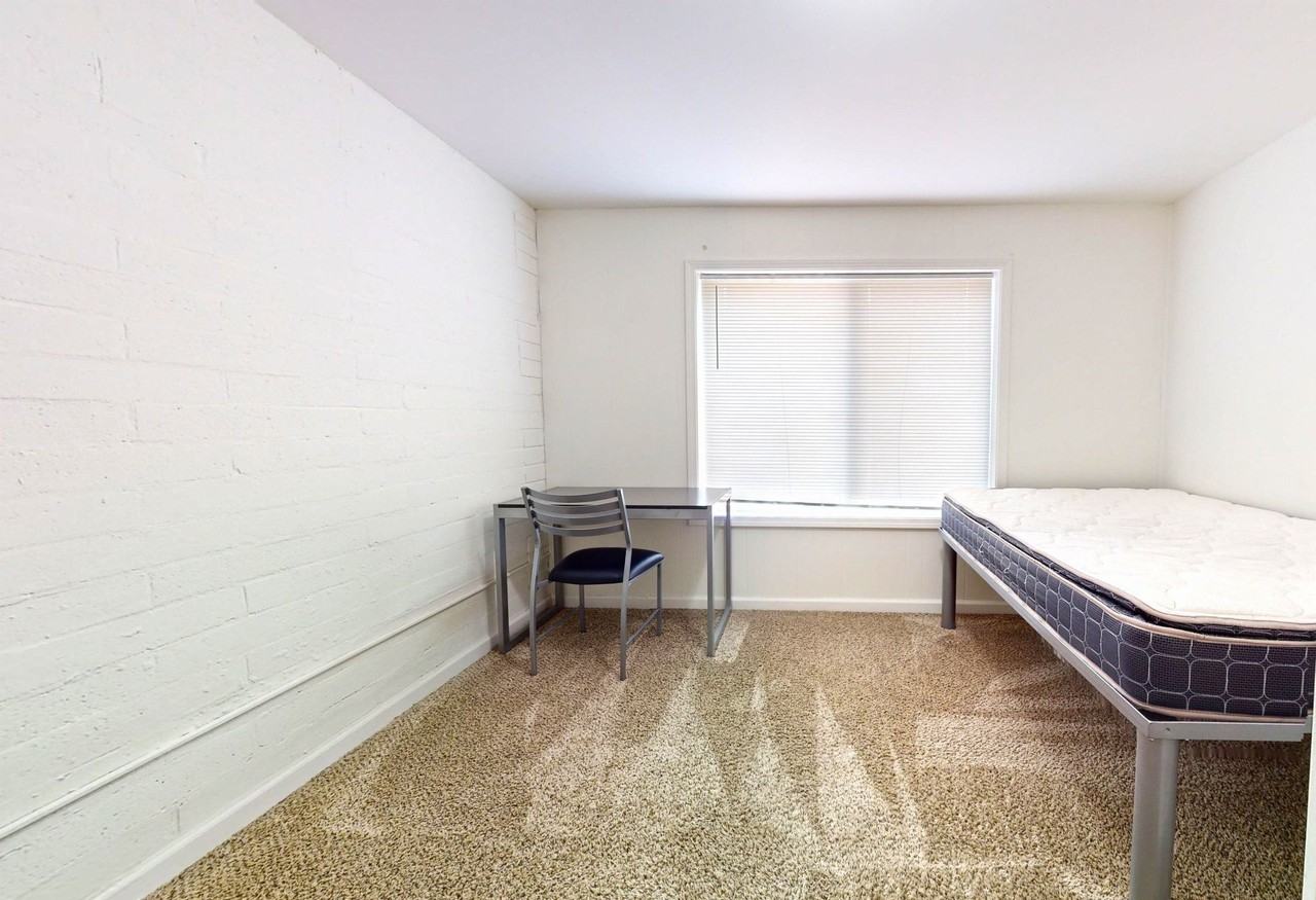 204 East Clark Street - Photo 2 of 35