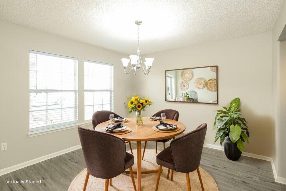 13517 Ashford Wood Ct E - Photo 5 of 19