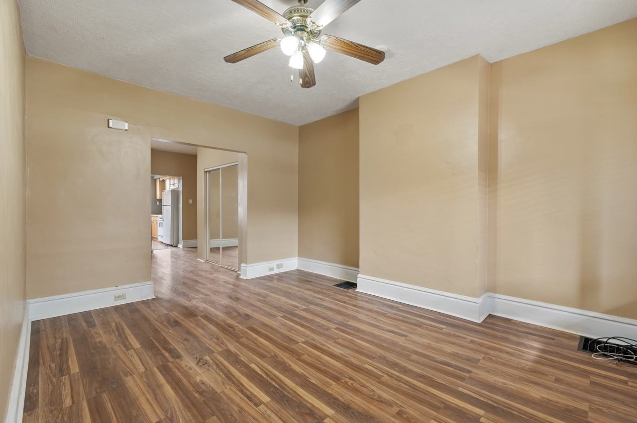 519 Marwood Avenue - Photo 3 of 18