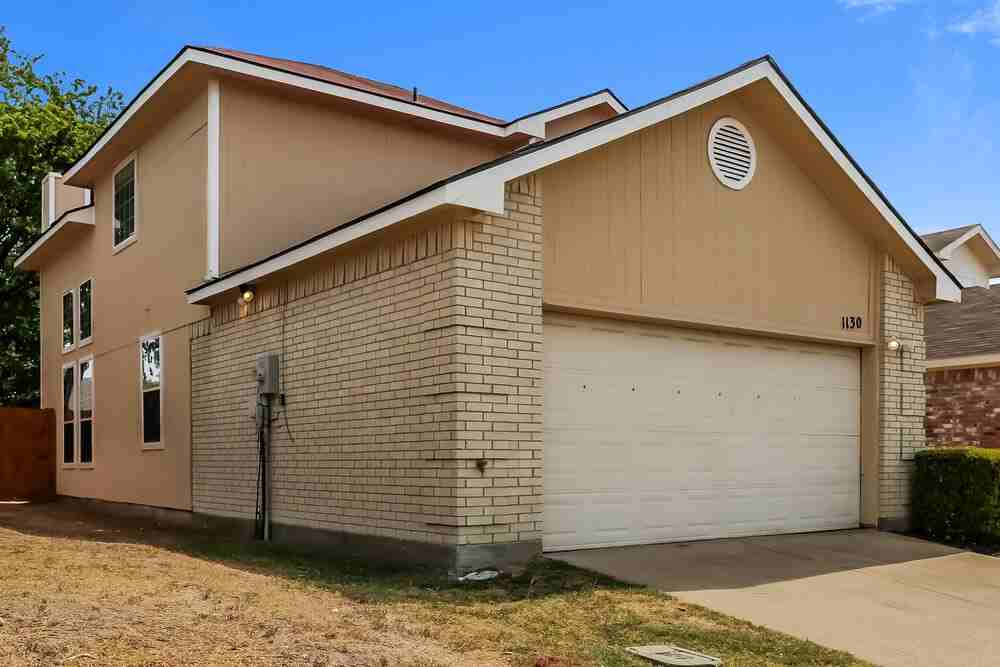 1130 Colbert Ln - Photo 5 of 20