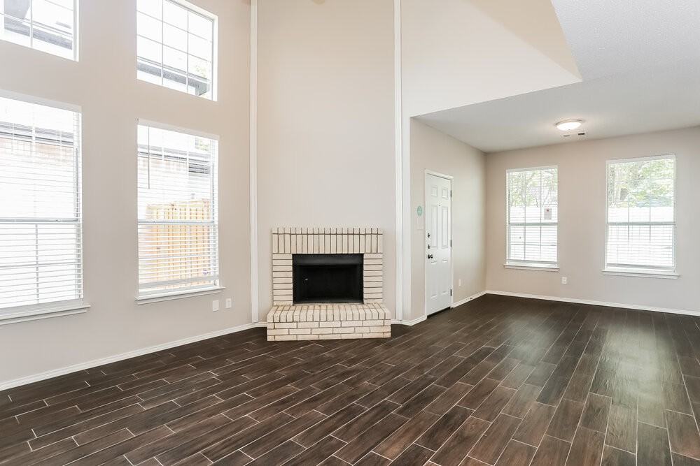 1130 Colbert Ln - Photo 7 of 20