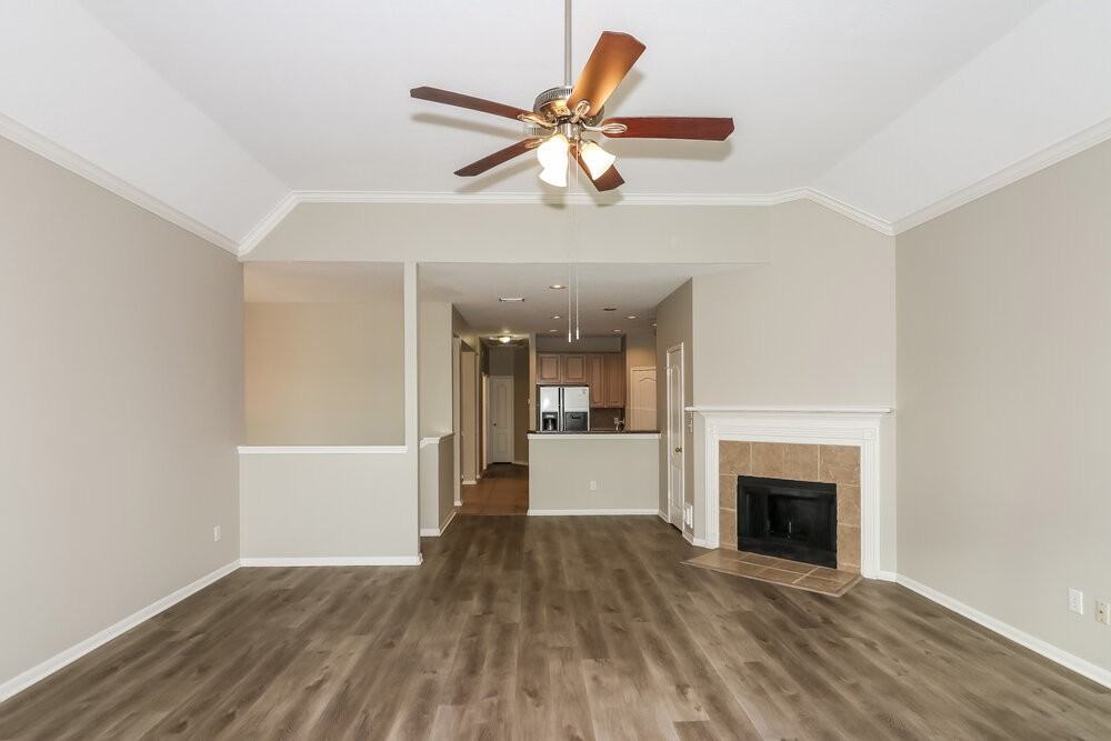 3607 Burning Palms Ct - Photo 7 of 20