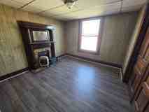 906 Putnam Ave - Photo 1 of 1