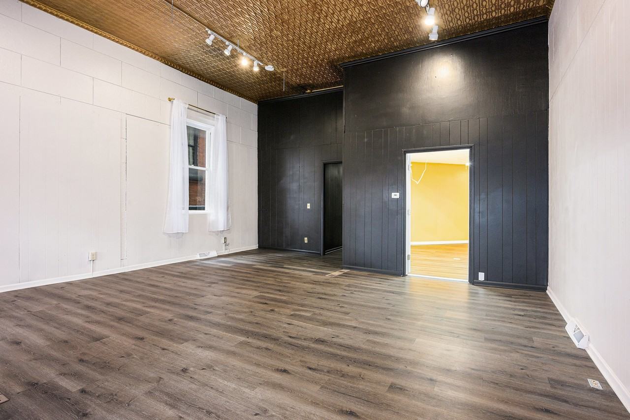 222 Trowbridge Street - Photo 6 of 15