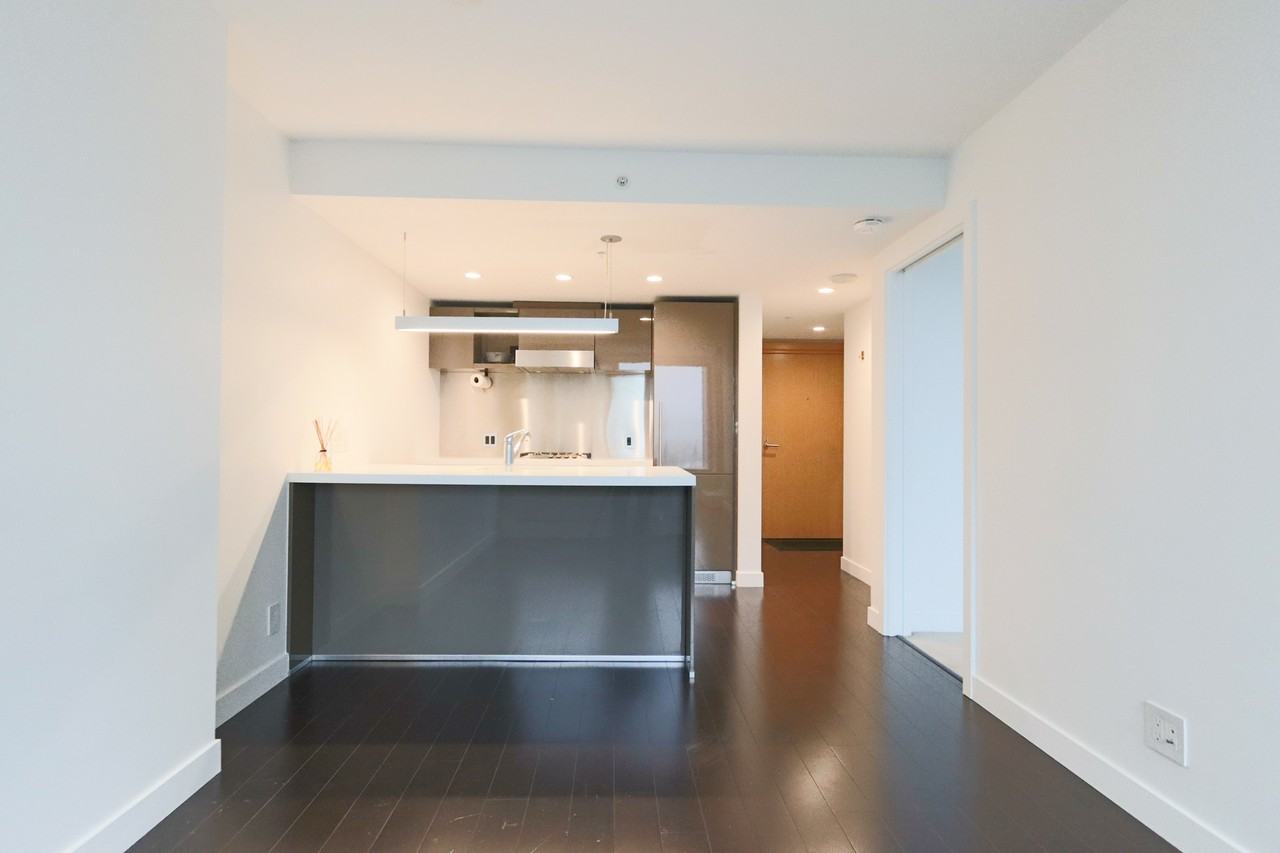 777 Richards Street - Photo 7 of 20