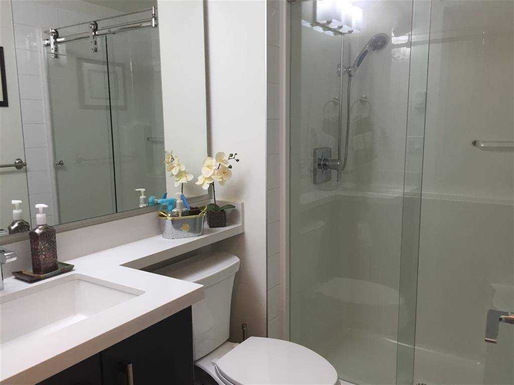 500 Royal Avenue #105 - Photo 7 of 9