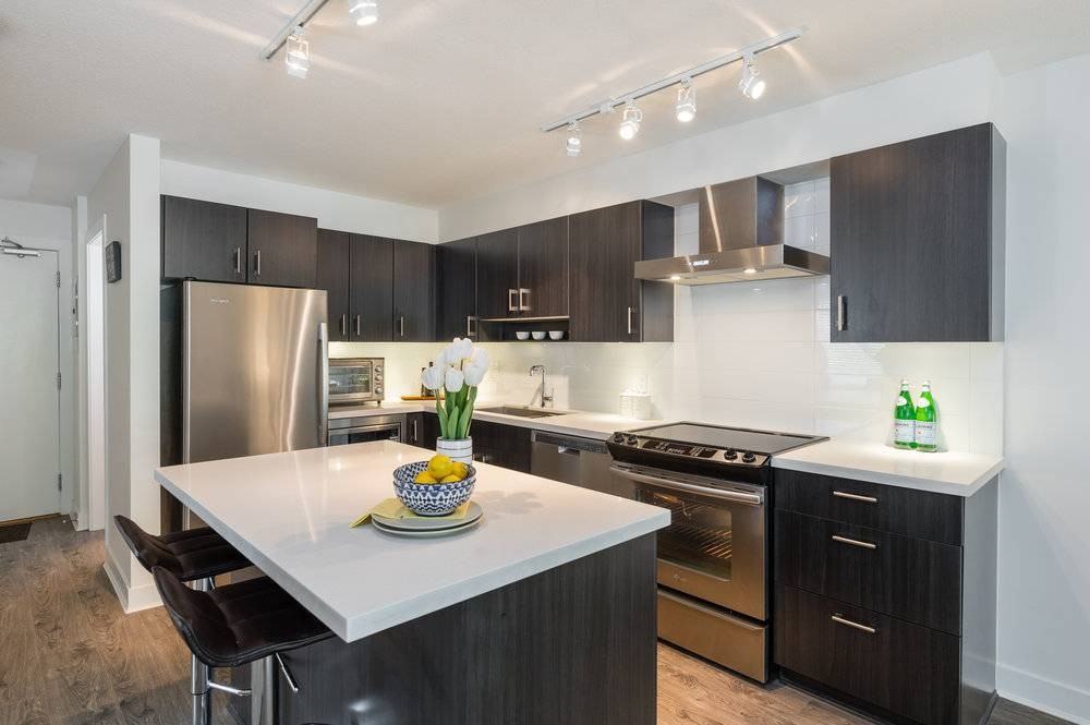 500 Royal Avenue #105 - Photo 2 of 9